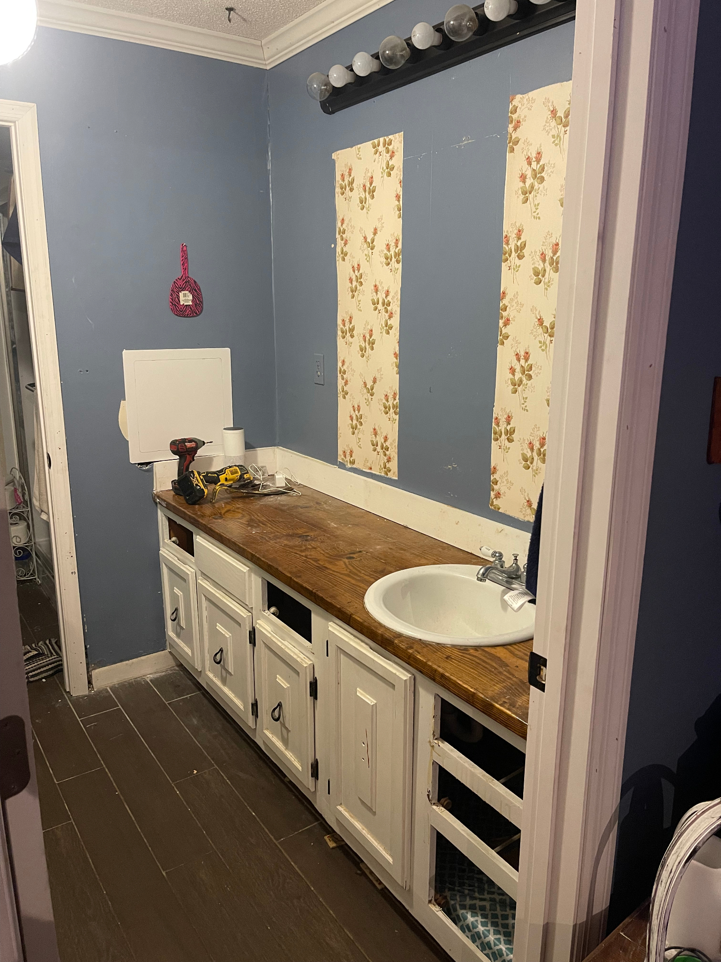 Bathroom vanity before remodel - Cleveland TN